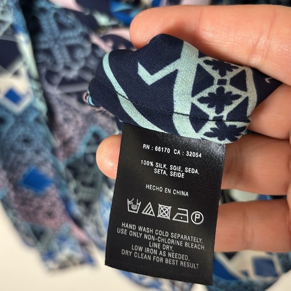 Leifsdottir x Anthropologie Multicolored Geometric 100% Silk Button Down Shirt 2 - Picture 7 of 10